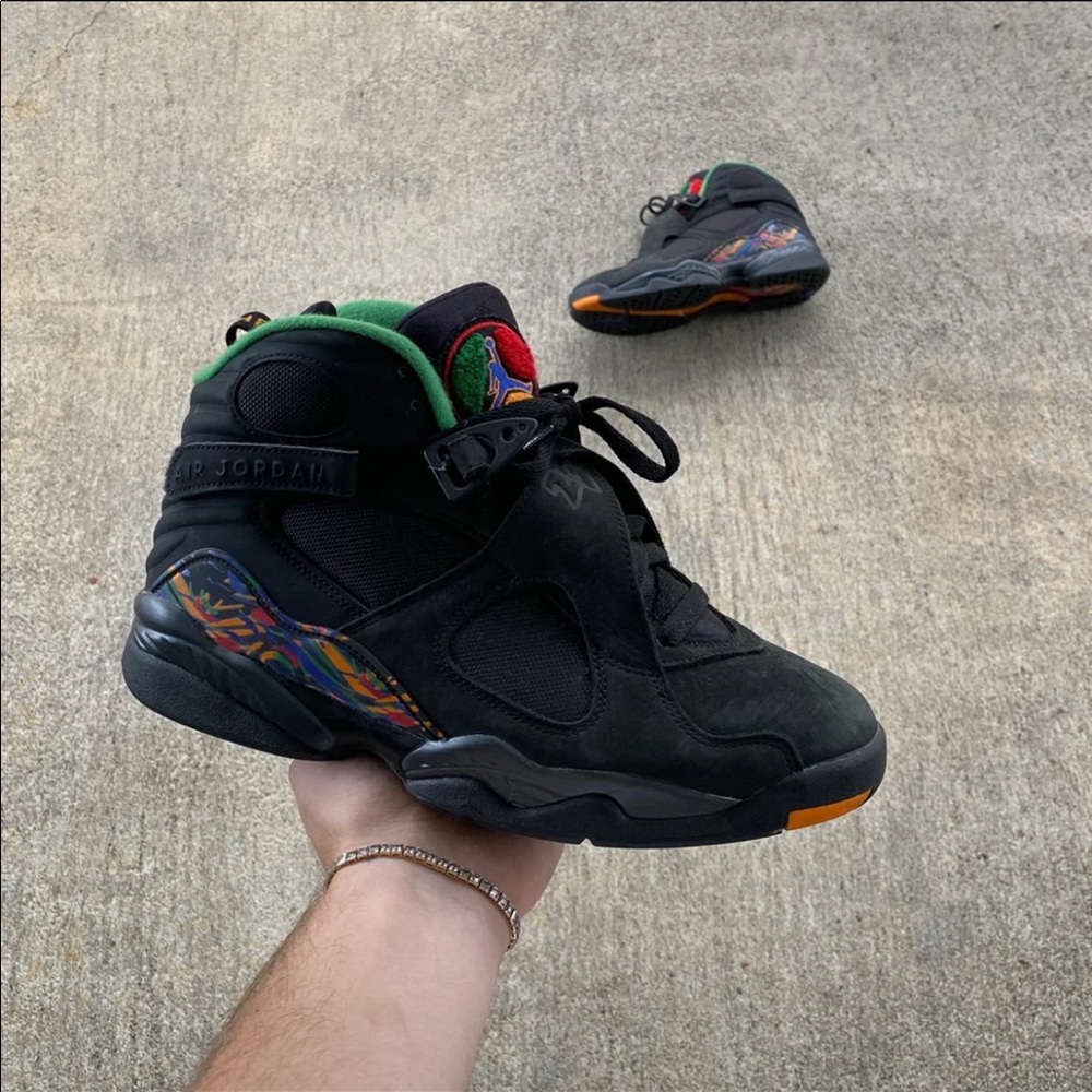 Jordan 8 tinker air raid size 9